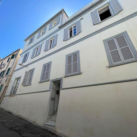 Quirky 1Br Just Off Main Street Prime Location Apartment Гибралтар Екстериор снимка